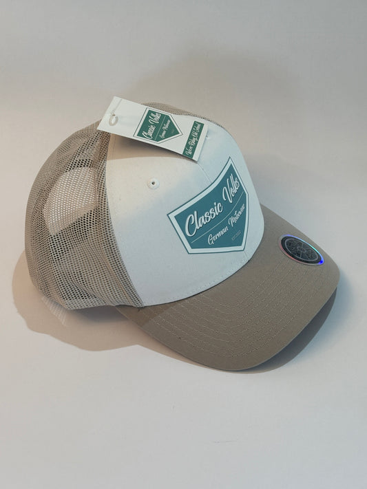 Classic Volks - Trucker Mesh Snapback beige