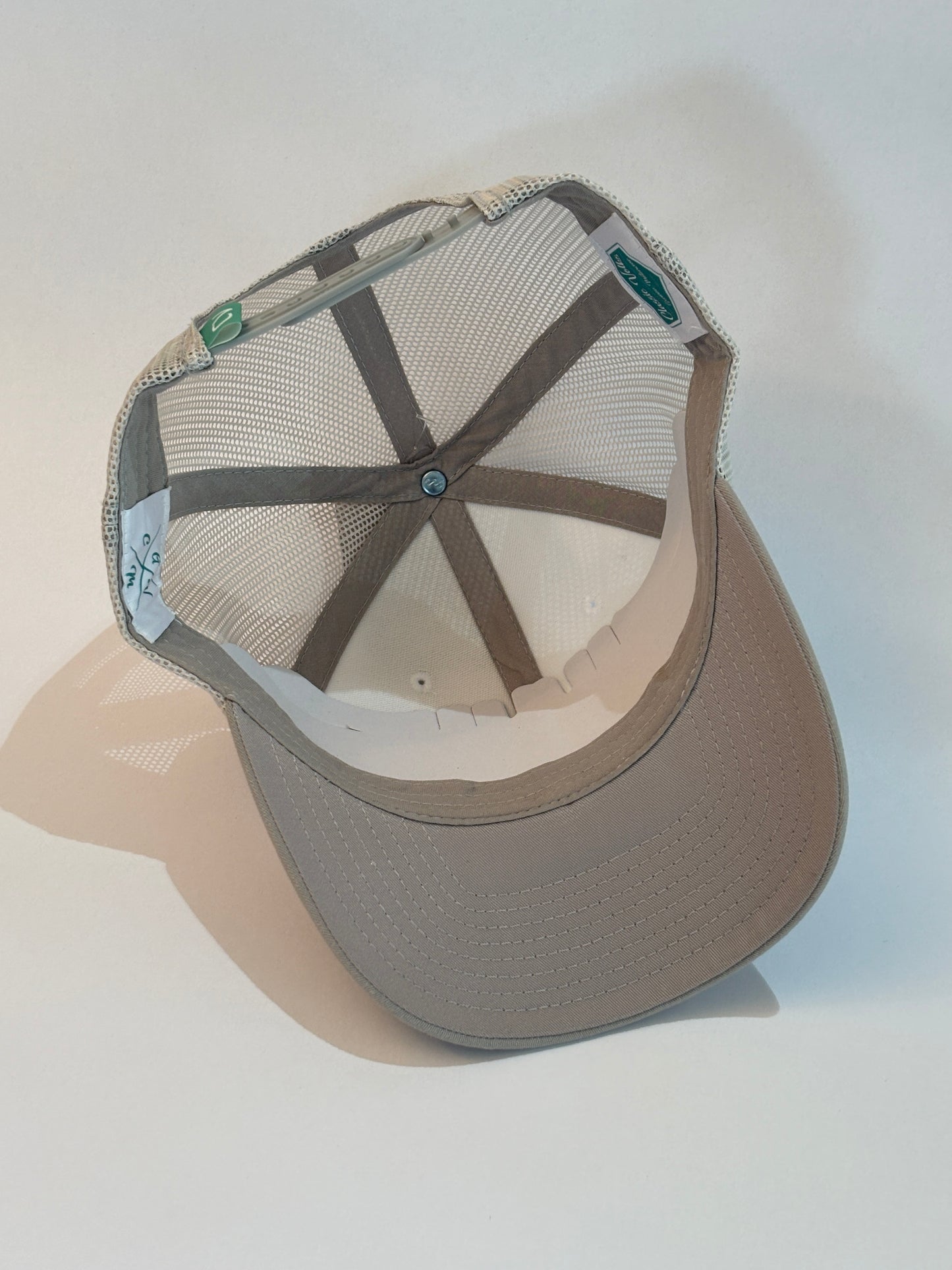Classic Volks - Trucker Mesh Snapback beige